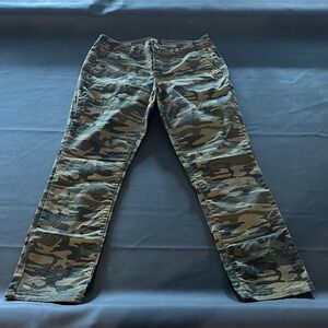 a.n.a. Girlfriend Camouflage Patterned Chino Pants